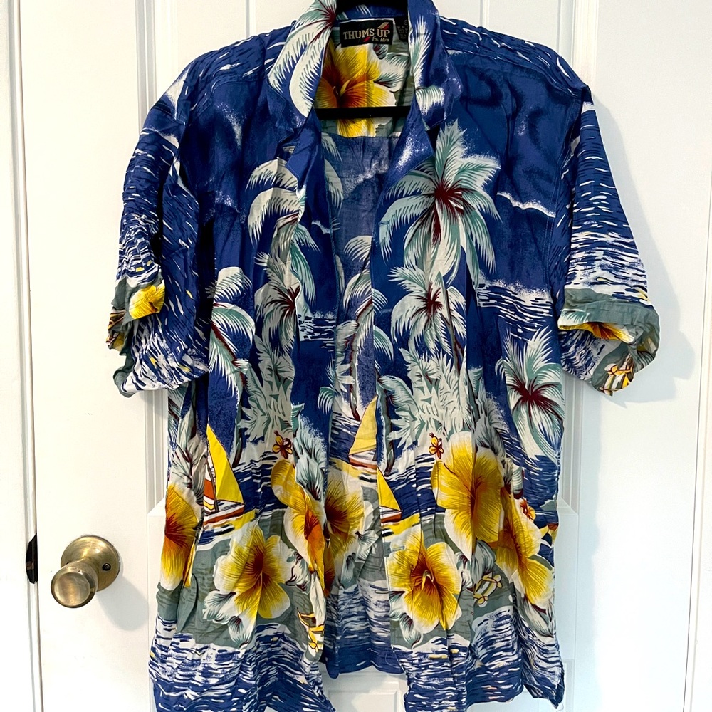 Hawaiian shirt!🌺